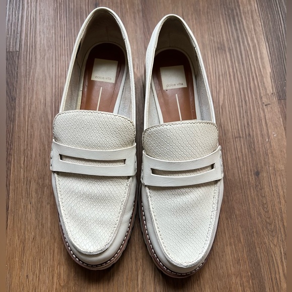 Dolce Vita Reptile Skin Effect Lug Sole Loafers - Picture 7 of 11